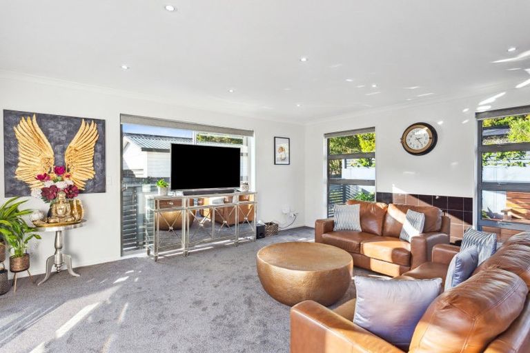 Photo of property in 185 Te Moana Road, Waikanae, 5036