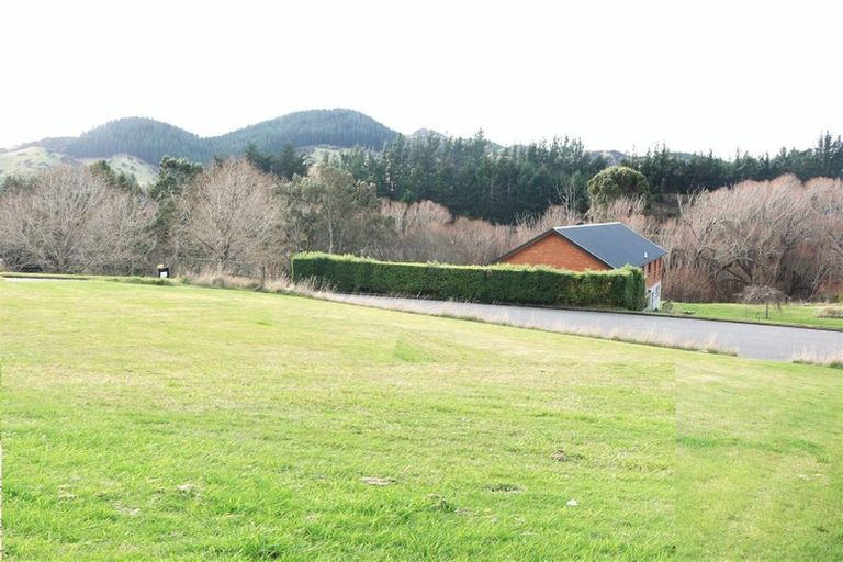 Photo of property in 24 Valley Road, Greta Valley, 7387