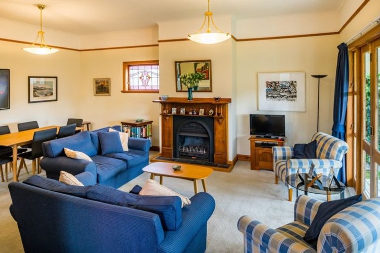 Photo of property in 67 Oroua Street, Eastbourne, Lower Hutt, 5013