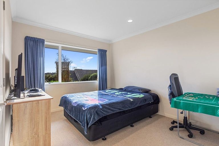 Photo of property in 26 Galaxy Place, Welcome Bay, Tauranga, 3112