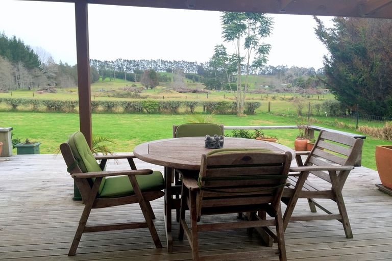 Photo of property in 53 Mangakaretu Road, Waipapa, Kerikeri, 0295