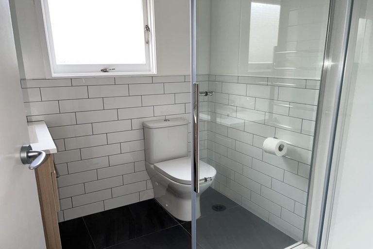 Photo of property in 80 Ngataringa Road, Devonport, Auckland, 0624