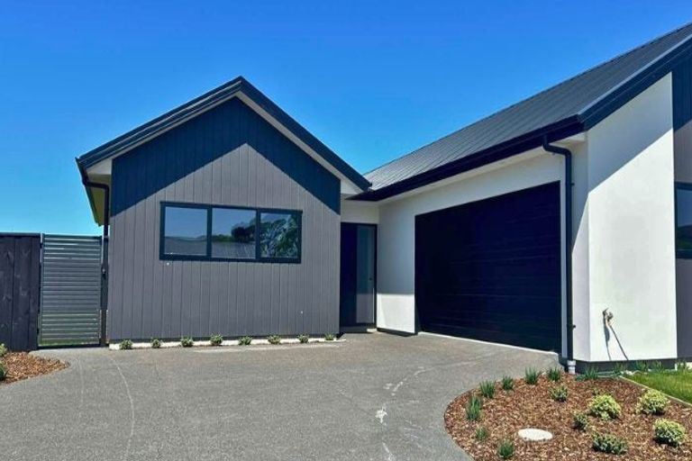 Photo of property in 12 Matai Springs Drive, Halswell, Christchurch, 8025