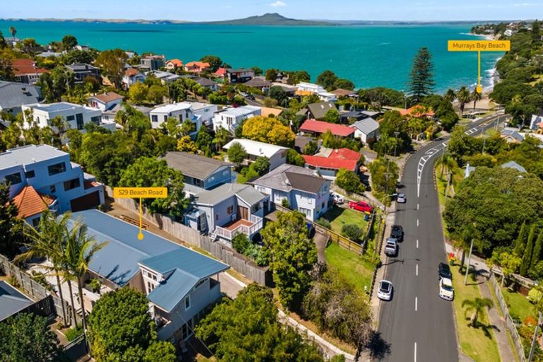 Photo of property in 1/529 Beach Road, Murrays Bay, Auckland, 0630