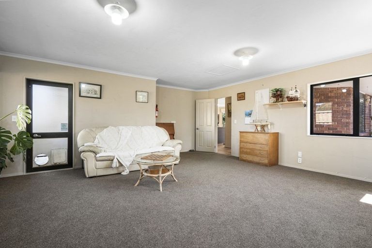 Photo of property in 11 Settler Lane, Ohaupo, 3803