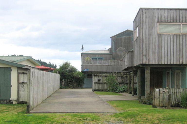 Photo of property in 212b Beverley Terrace, Whangamata, 3620