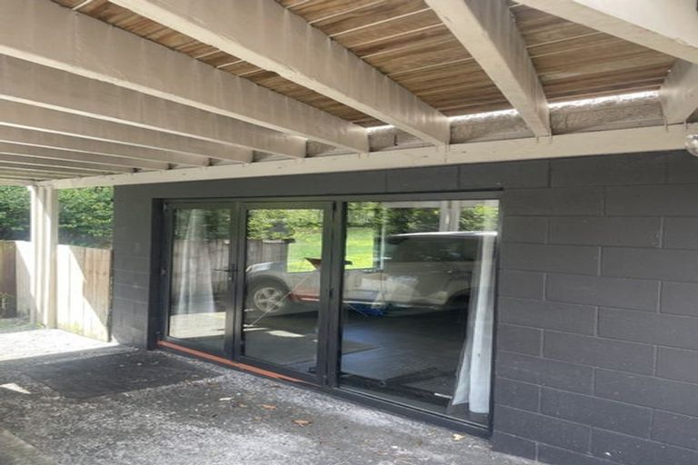 Photo of property in 2/21a Ludlow Terrace, Totara Vale, Auckland, 0627