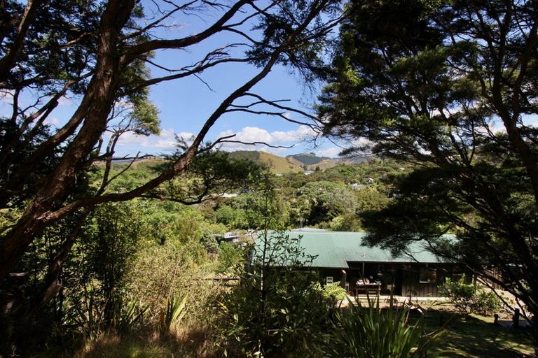 Photo of property in 6 Pohutukawa Grove, Whitianga, 3510