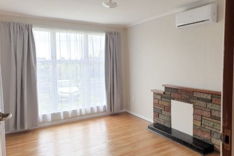 Photo of property in 187 Birkdale Road, Birkdale, Auckland, 0626