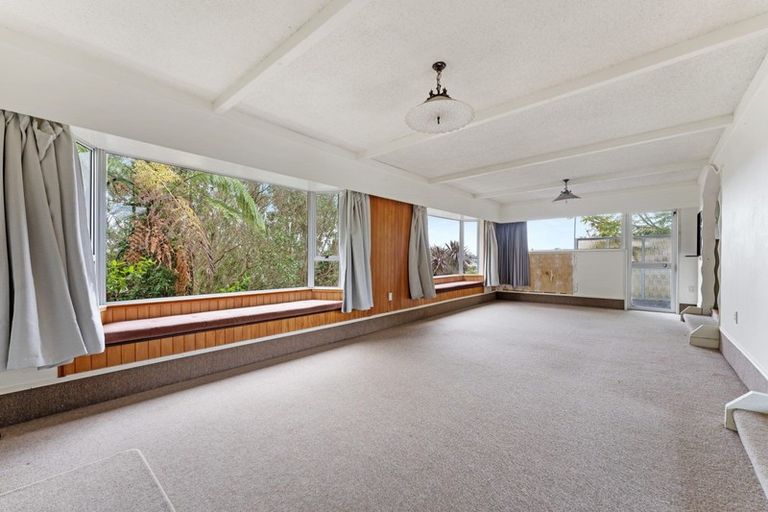Photo of property in 5d Pembroke Street, Westown, New Plymouth, 4310