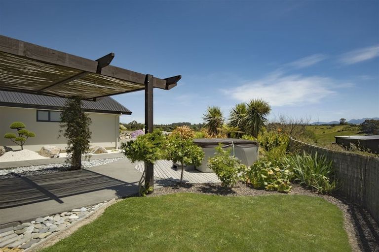 Photo of property in 374 Pomona Road, Tasman, Upper Moutere, 7173