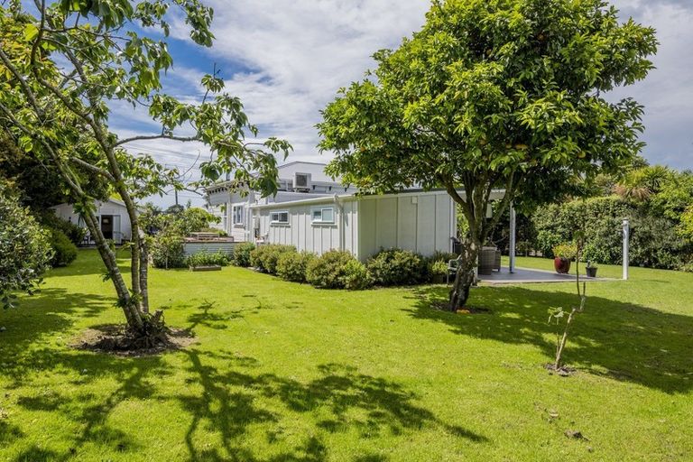 Photo of property in 20 Bell Street, Otaki, 5512