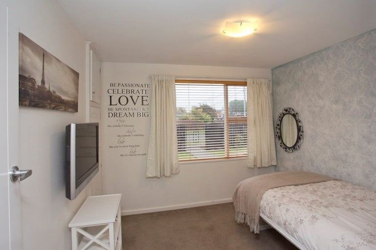 Photo of property in 31 Maces Road, Bromley, Christchurch, 8062