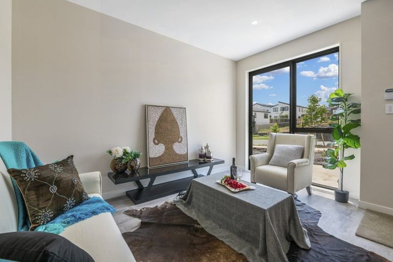 Photo of property in 42 Clara Road, Silverdale, 0932