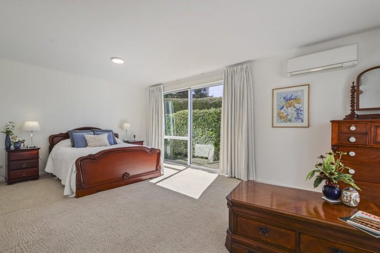 Photo of property in 72 Oakgrove Drive, Rangiora, 7400