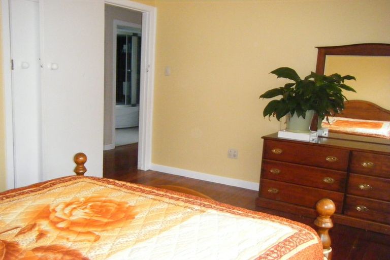 Photo of property in 197 Lake Road, Belmont, Auckland, 0622