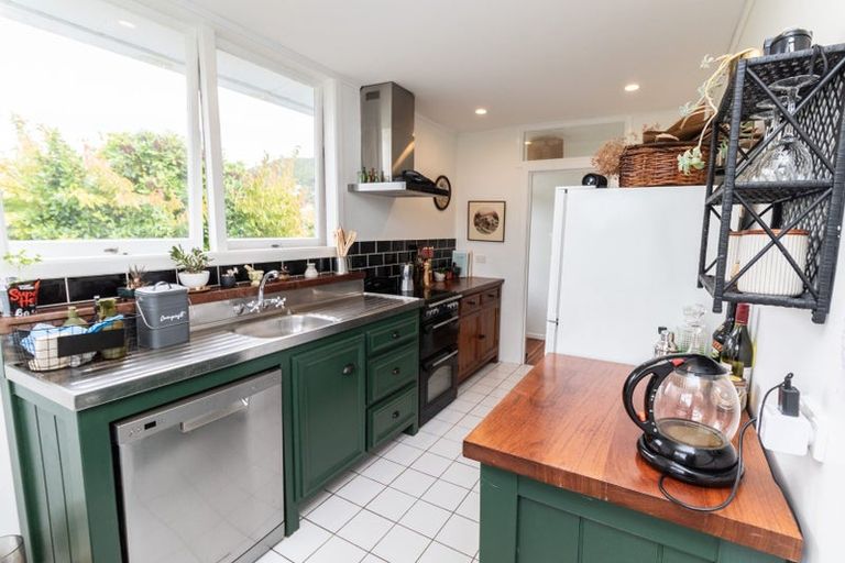 Photo of property in 9 Berrymead Way, Karori, Wellington, 6012