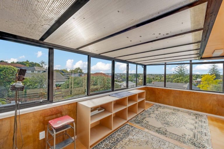 Photo of property in 11 Walter Macdonald Street, Howick, Auckland, 2014