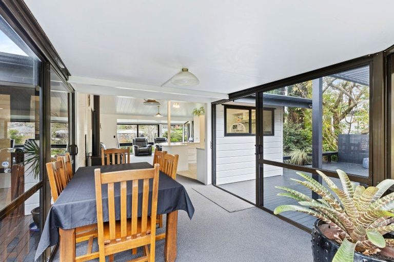 Photo of property in 87 Poplar Grove, Whalers Gate, New Plymouth, 4310