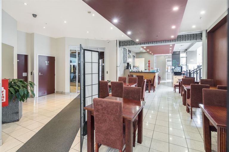 Photo of property in Terrace Heights Apartments, 5f/163 The Terrace, Wellington Central, Wellington, 6011