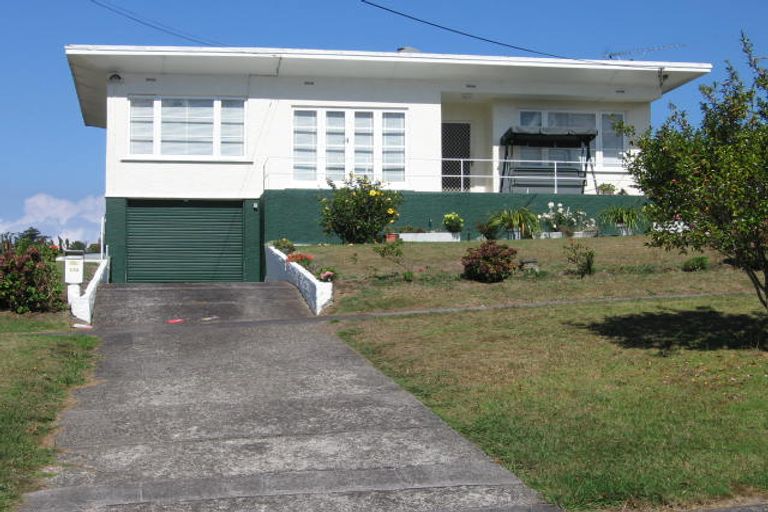 Photo of property in 110 Seabrook Avenue, New Lynn, Auckland, 0600