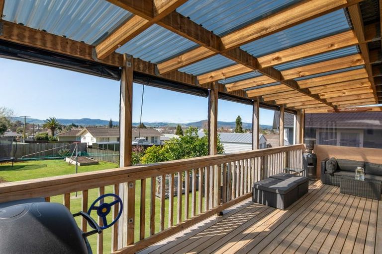 Photo of property in 21 Matuku Street, Selwyn Heights, Rotorua, 3015