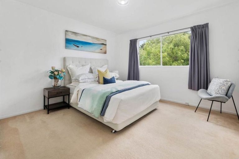 Photo of property in 4 Capricorn Place, Browns Bay, Auckland, 0630