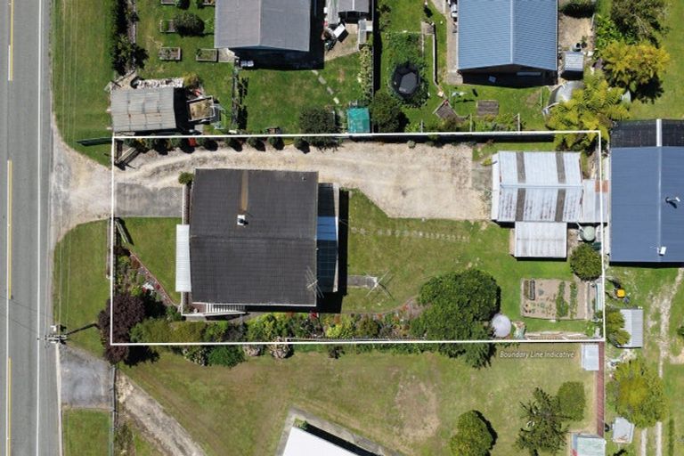 Photo of property in 616 Abel Tasman Drive, Clifton, Takaka, 7183