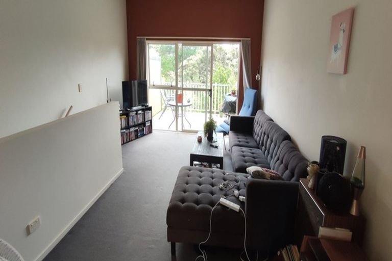 Photo of property in 1/206 Manuka Road, Bayview, Auckland, 0629