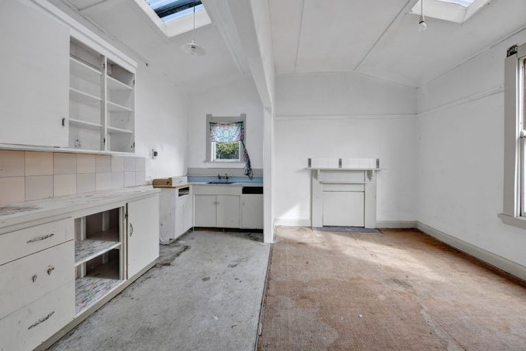 Photo of property in 15 Cornwall Street, Eltham, 4322