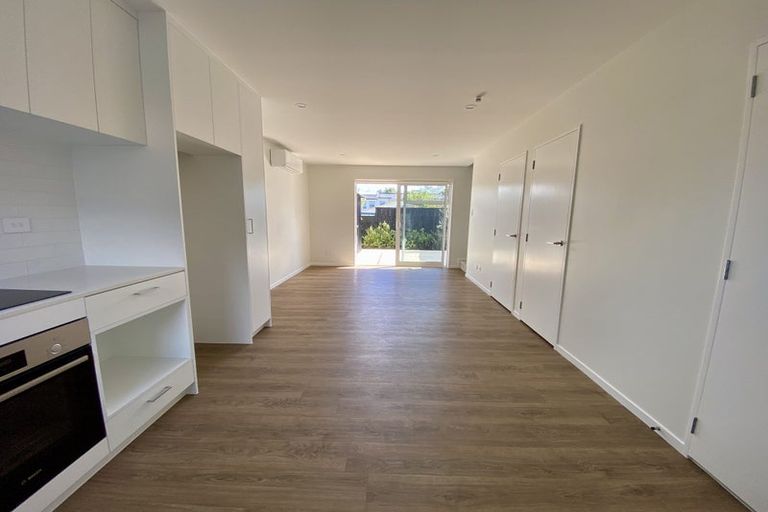 Photo of property in 6/5 Preston Avenue, Henderson, Auckland, 0610