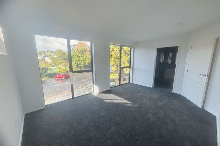 Photo of property in 110 Canongate Street, Birkdale, Auckland, 0626