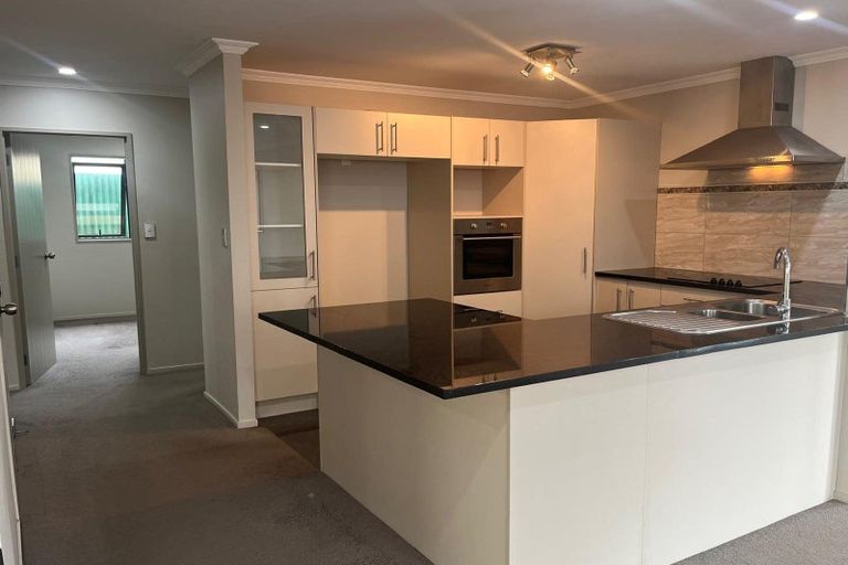 Photo of property in 10a Pah Road, Papatoetoe, Auckland, 2025