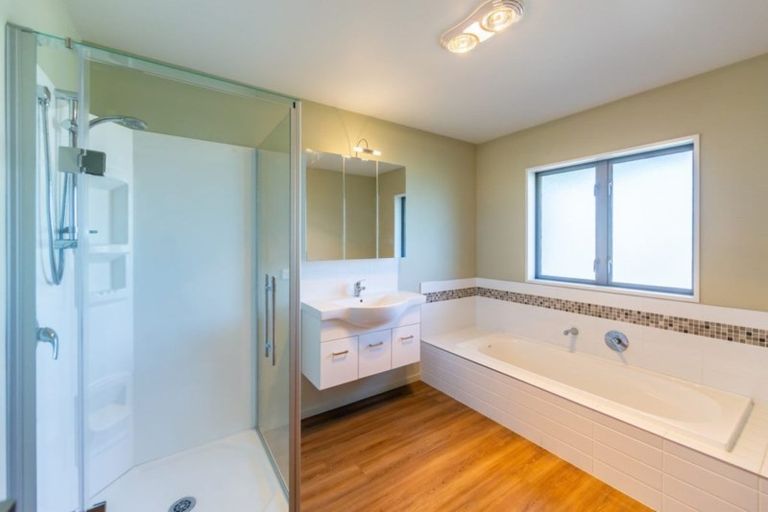 Photo of property in 28 Cornwall Lane, Kirwee, Darfield, 7571