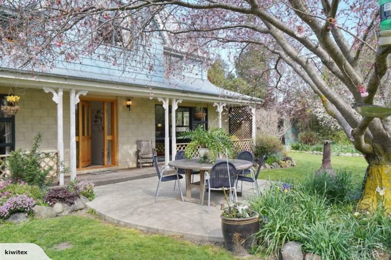 Photo of property in 45 Old Main Road North, Leithfield, Amberley, 7481