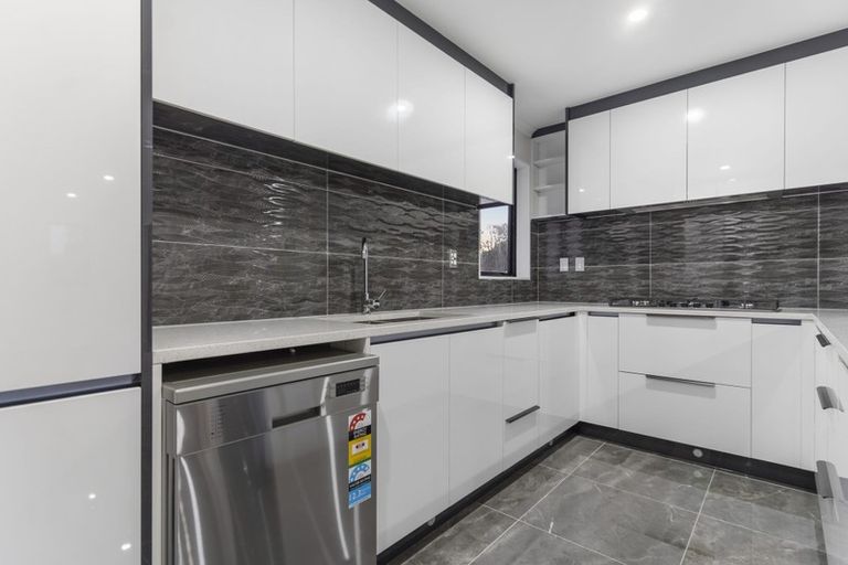 Photo of property in 2 Puriri Road, Manurewa, Auckland, 2102