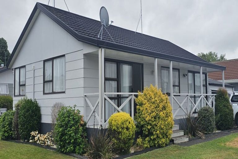 Photo of property in 22 Blomfield Street, Nawton, Hamilton, 3200