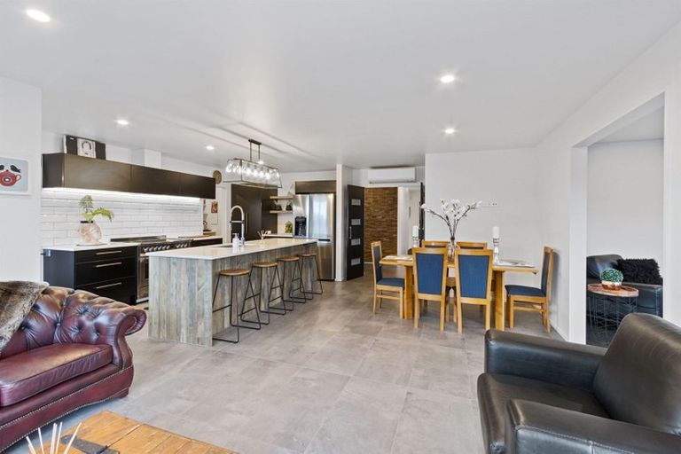 Photo of property in 118 Georgina Street, Marshland, Christchurch, 8083