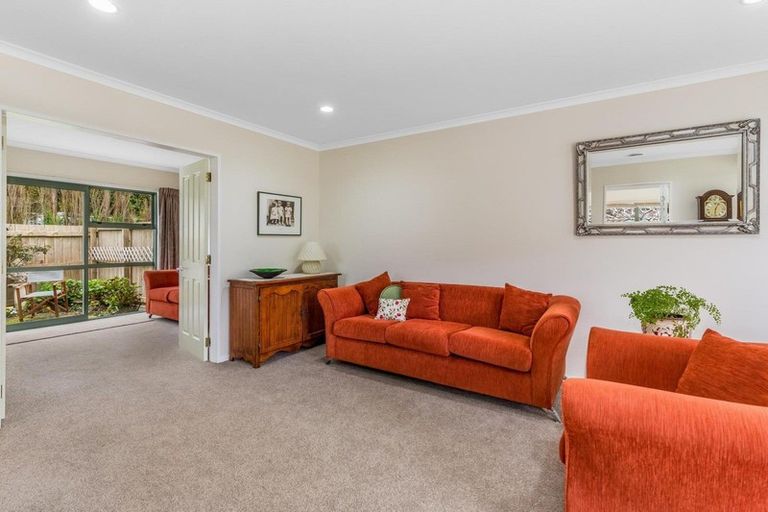 Photo of property in Redwood Village, 59/42 Main Road, Tawa, Wellington, 5028