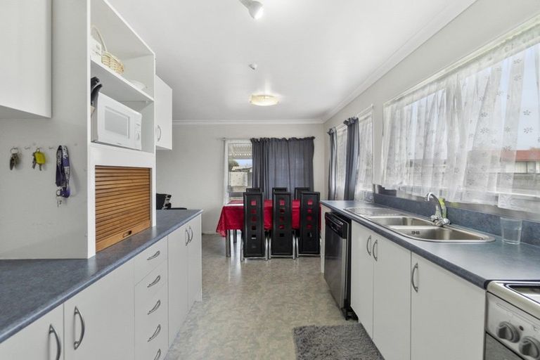 Photo of property in 7 Brightwell Place, Nawton, Hamilton, 3200