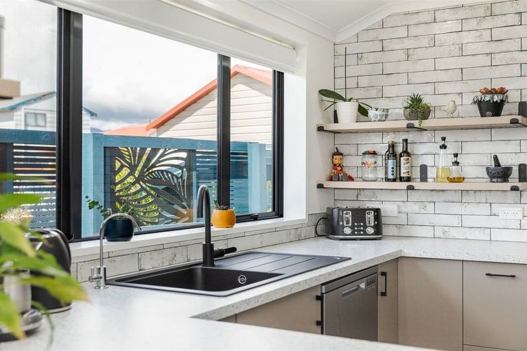 Photo of property in 34 Fonblanque Street, Westport, 7825