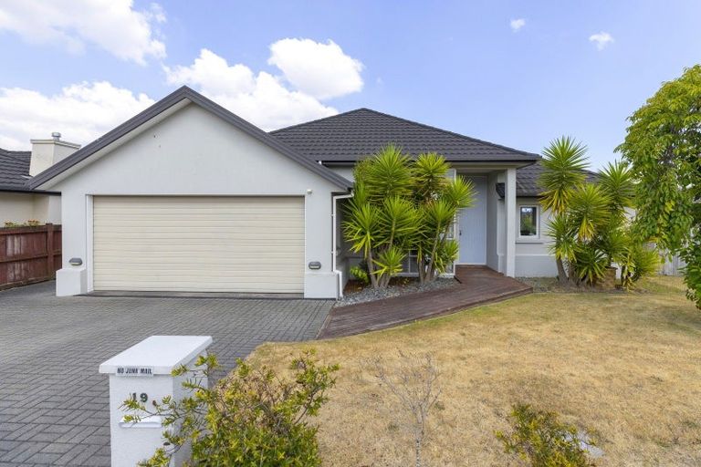 Photo of property in 19 Acacia Bay Road, Nukuhau, Taupo, 3330