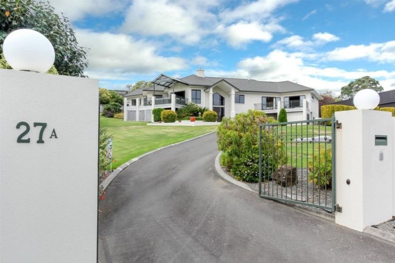 Photo of property in 27a Shelter Grove, Frankleigh Park, New Plymouth, 4310