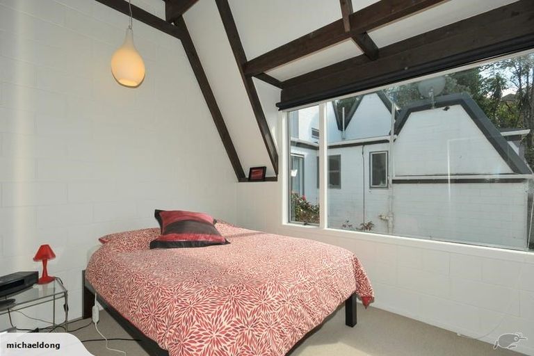 Photo of property in Sherwood Mews, 28a Bidwill Street, Mount Cook, Wellington, 6021