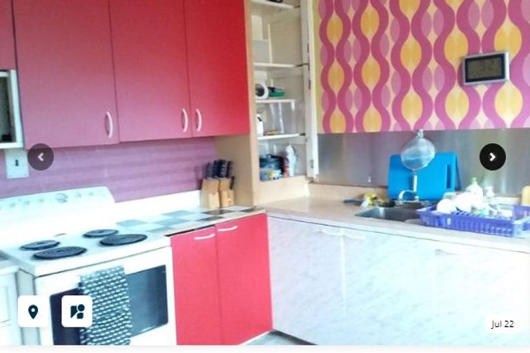 Photo of property in 2 Hobson Place, Takaro, Palmerston North, 4412