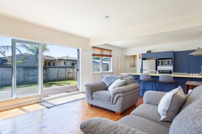 Photo of property in 398b Oceanbeach Road, Mount Maunganui, 3116