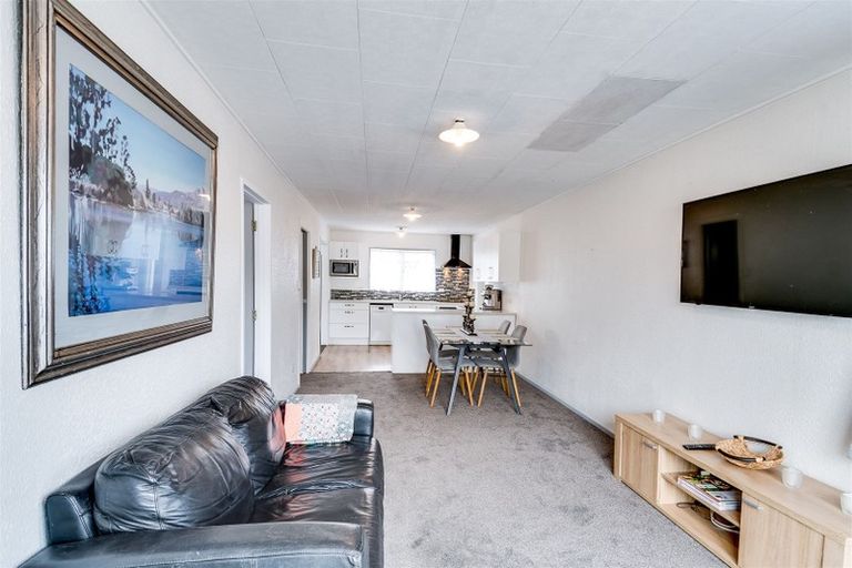 Photo of property in 3/283 Taradale Road, Pirimai, Napier, 4112