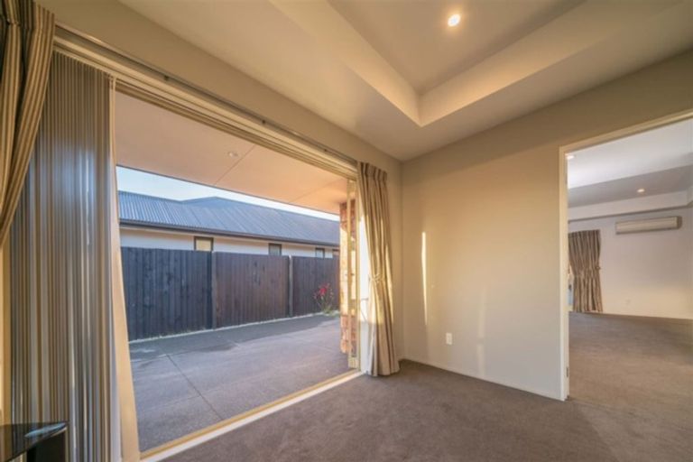 Photo of property in 3 Cyclamen Place, Aidanfield, Christchurch, 8025