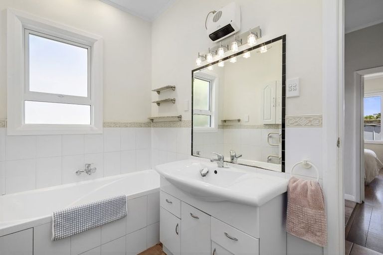 Photo of property in 81 Adelaide Street, Petone, Lower Hutt, 5012