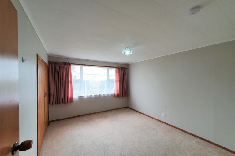 Photo of property in 15 Kent Terrace, Taradale, Napier, 4112